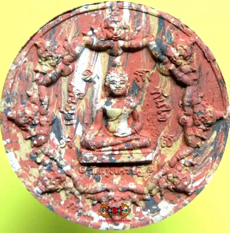 Large Thai amulet LP Sothorn and standing Buddha - Wat Thung Séti.