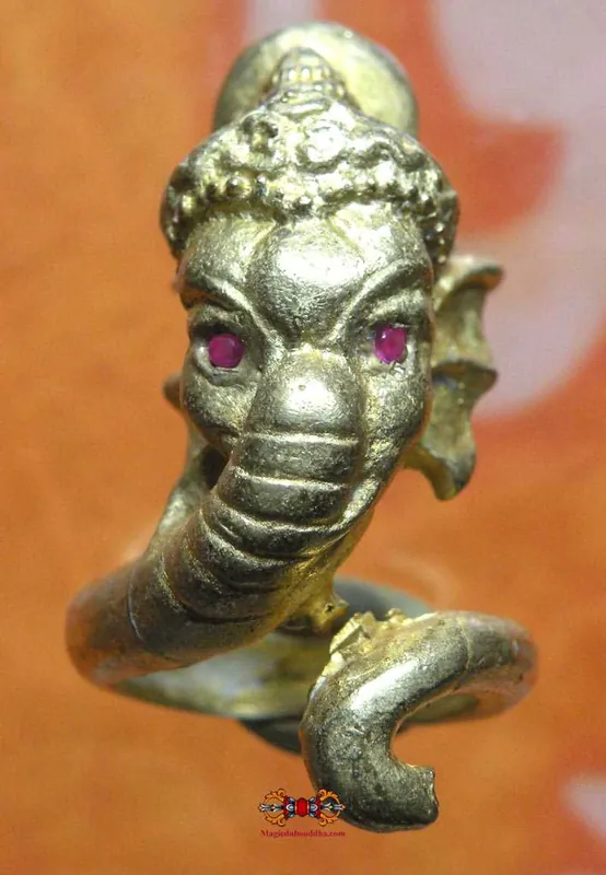 Sacred rings of Phra Pikanet - Venerable Ajarn Deng.