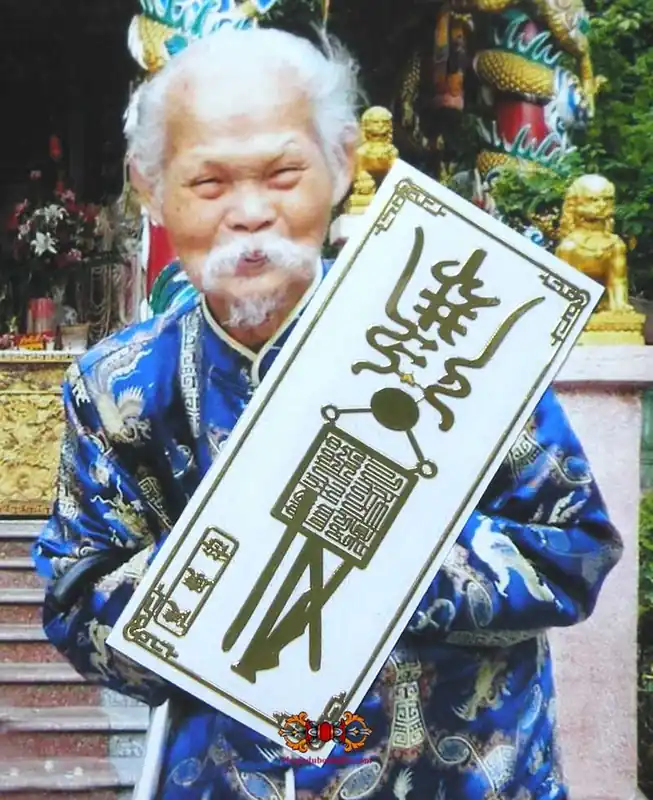 Taoist Talisman Sticker by Master Chang Ee - For good health.