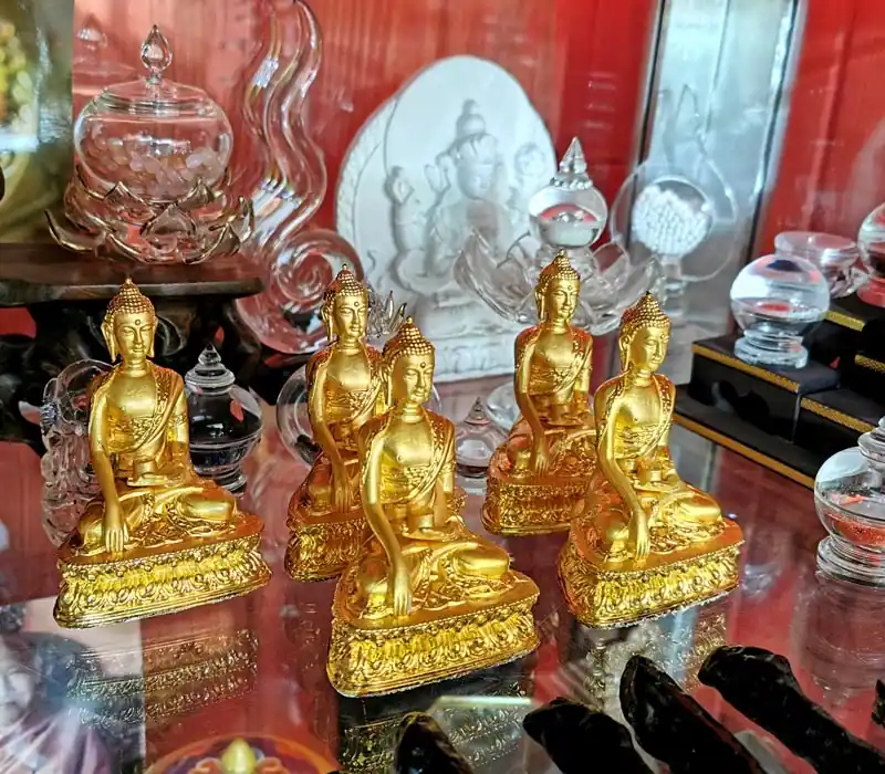 Consecrated statuette of Buddha Sakyamuni.
