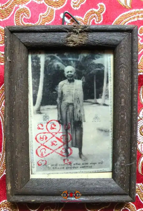 Small photo frame of the Most Venerable LP Tim of Wat Lahanrai.