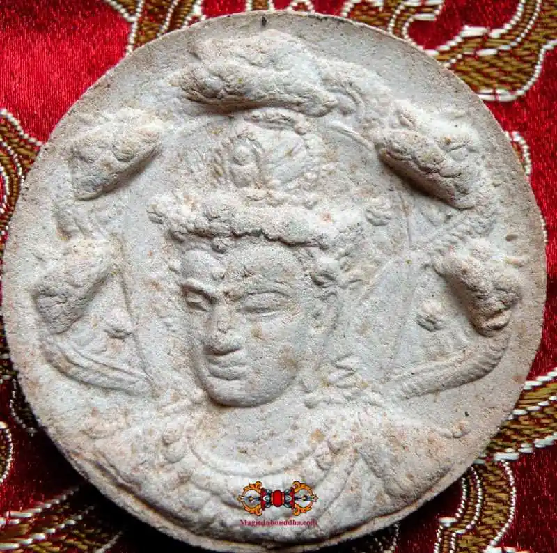 Jatukham Rammathep Amulet - Wat Phra Mahatat.