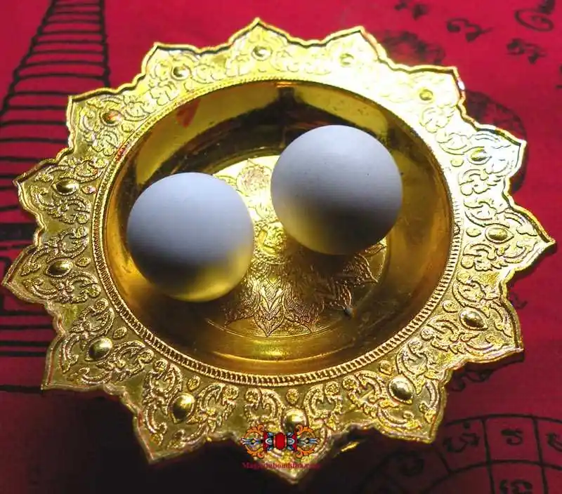 Jin Gang Magic Health Stones - Most Venerable LP Thong Gleung.