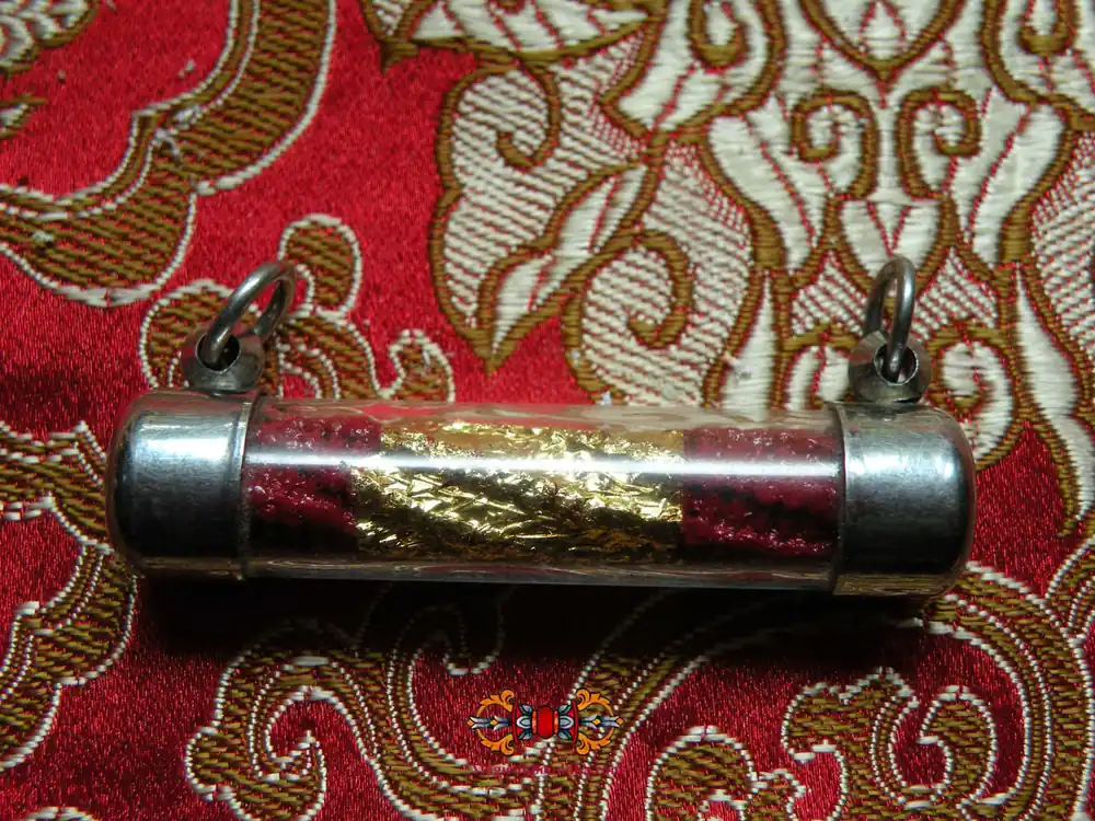 Powerful Thai Takut Deng amulet by Most Venerable Ajarn Long.