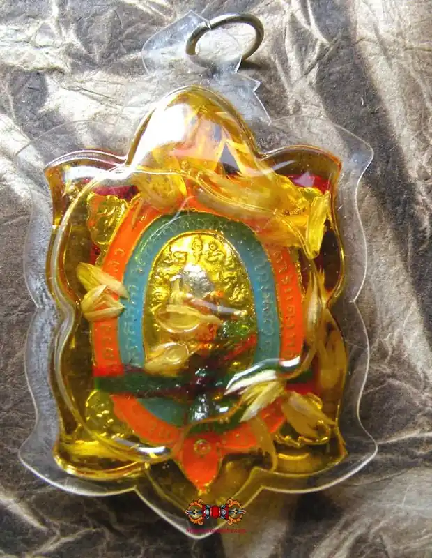 Polychrome turtle medal Paya Taoreuam / Phra Sanghajai - Very Venerable LP Liew.