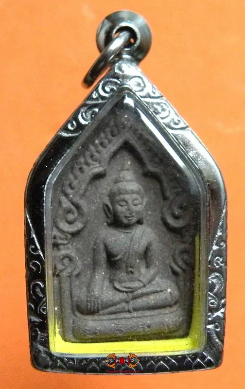 Small Phra Khunpen Charm Amulet - Most Venerable LP Koon and LP Moon.