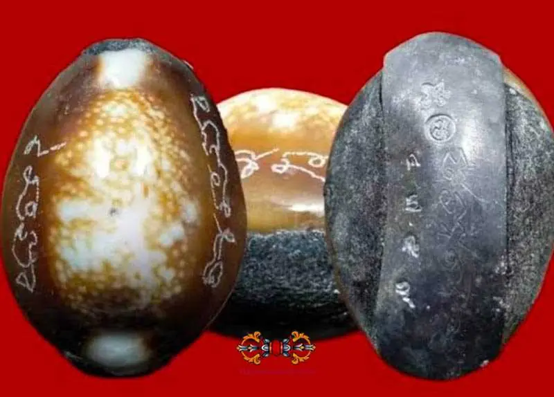 Bia Gae protective amulet - LP Bua Thamago.