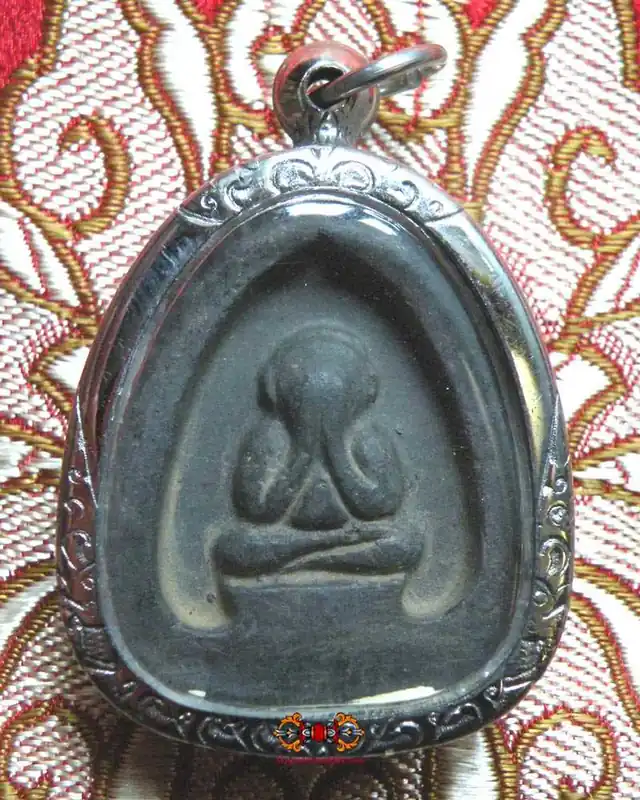 Thai protective and fortune amulet Phra Pidta - Venerable LP Thim.