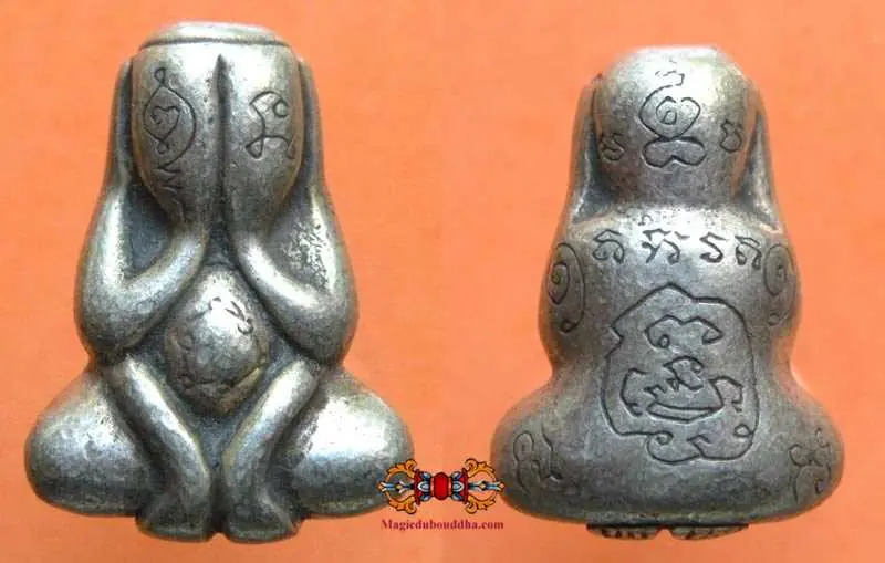 Thai protective amulets of the Buddha Phra Pidta - Wat Hua Jorakey.