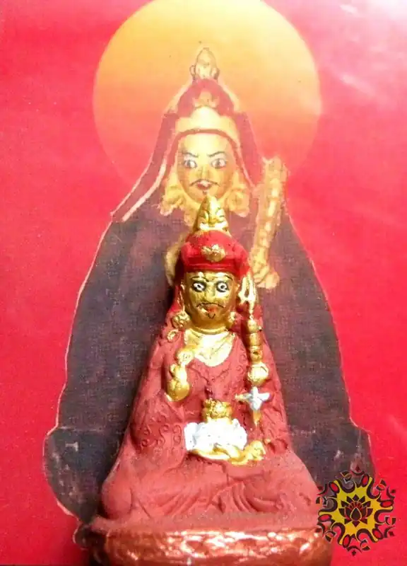 Kutshab statuette of Guru Rinpoche.