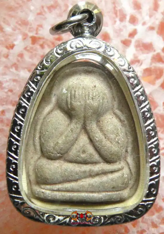 Protective Thai Amulet Phra Pidta - Wat Nong Pla Tapian.