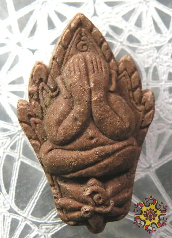 Thai Amulet of the Protective Buddha Phra Pidta - Most Venerable LP Charat.