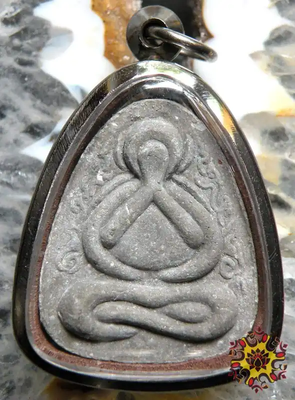 Protective Thai Amulet Phra Pidta - Wat Rat Rangsan.