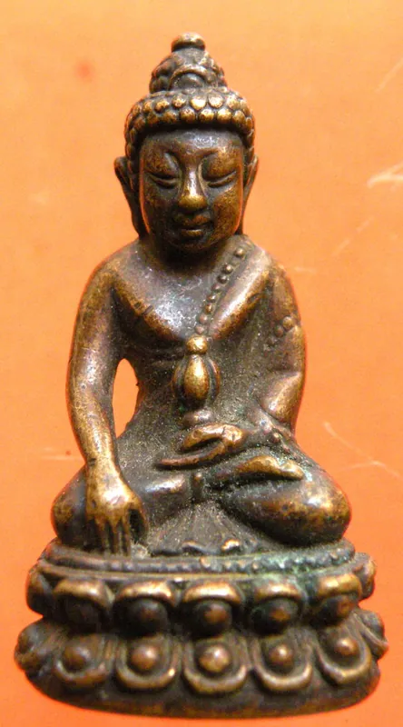 Ancient Thai Amulet Phra Kling Pawaret - Wat Phra Kaew.