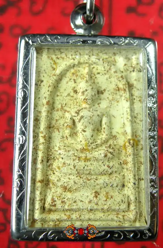 Phra Somdej Charoenporn Podnee Amulets - Most Venerable LP Path Punyakhamo.