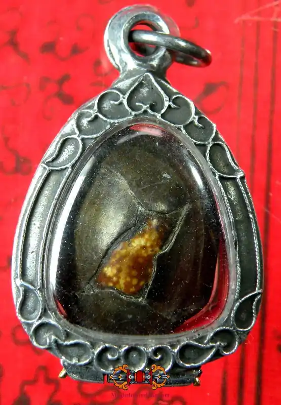 Protective Thai Amulet Bia Gae - Venerable Ajarn Tiang.