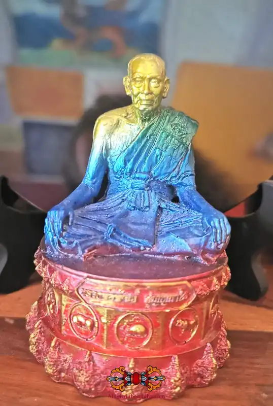 Rainbow Roop Lor Statuette of the Most Venerable LP Path Punyakhamo.