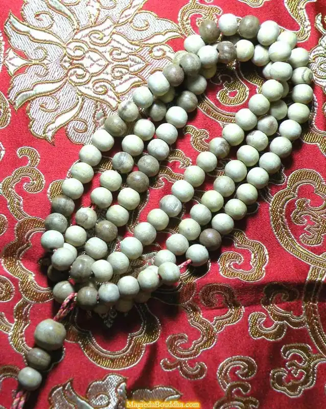 Thai Buddhist Sacred Wood Prayer Beads Mae Koon - Most Venerable LP Koon.