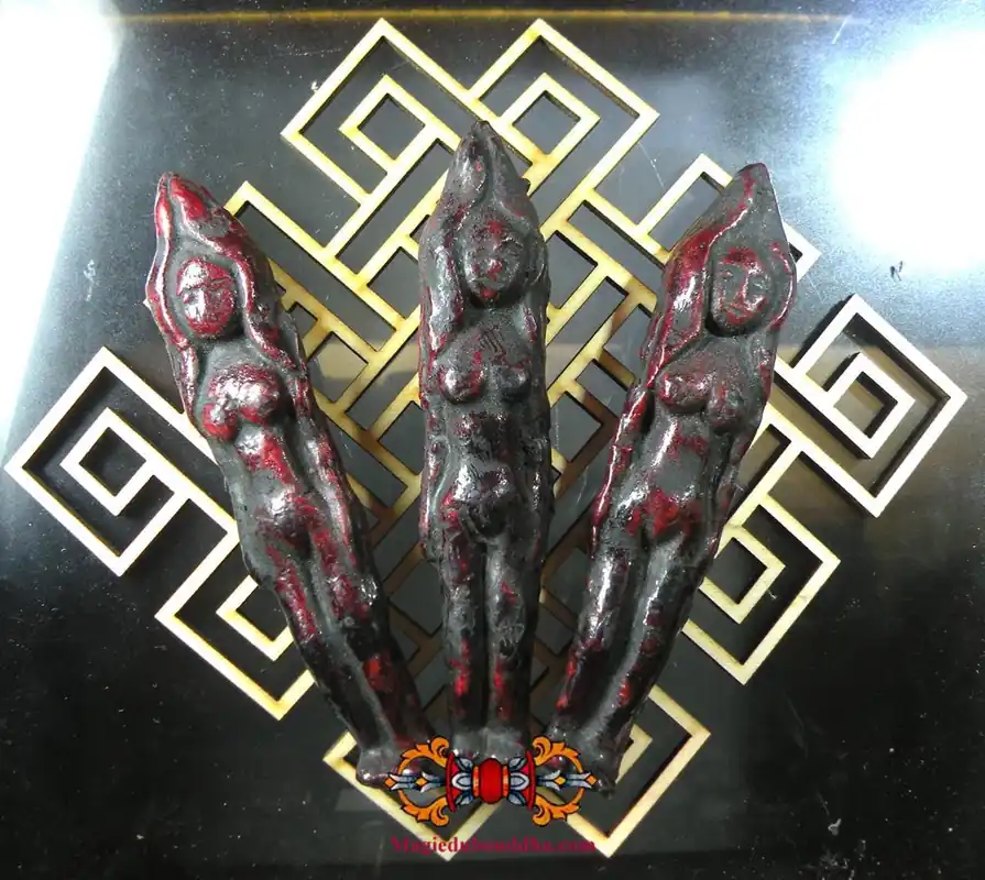 Makaliporn Talisman by an Ajarn from Cambodia.