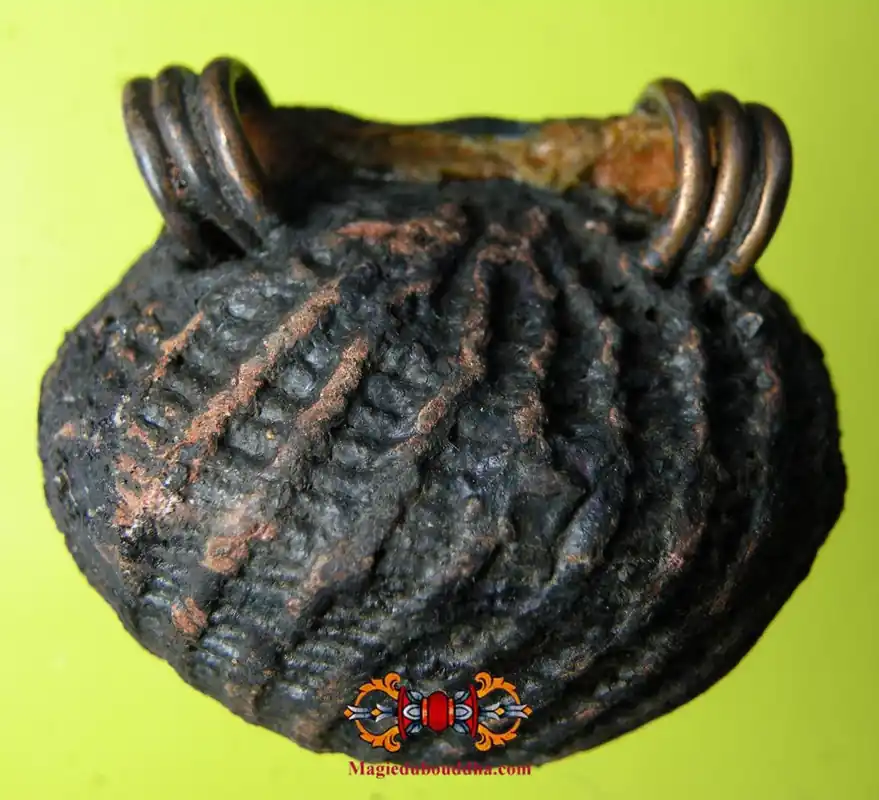 Ancient Thai Bia Gae protective amulet.