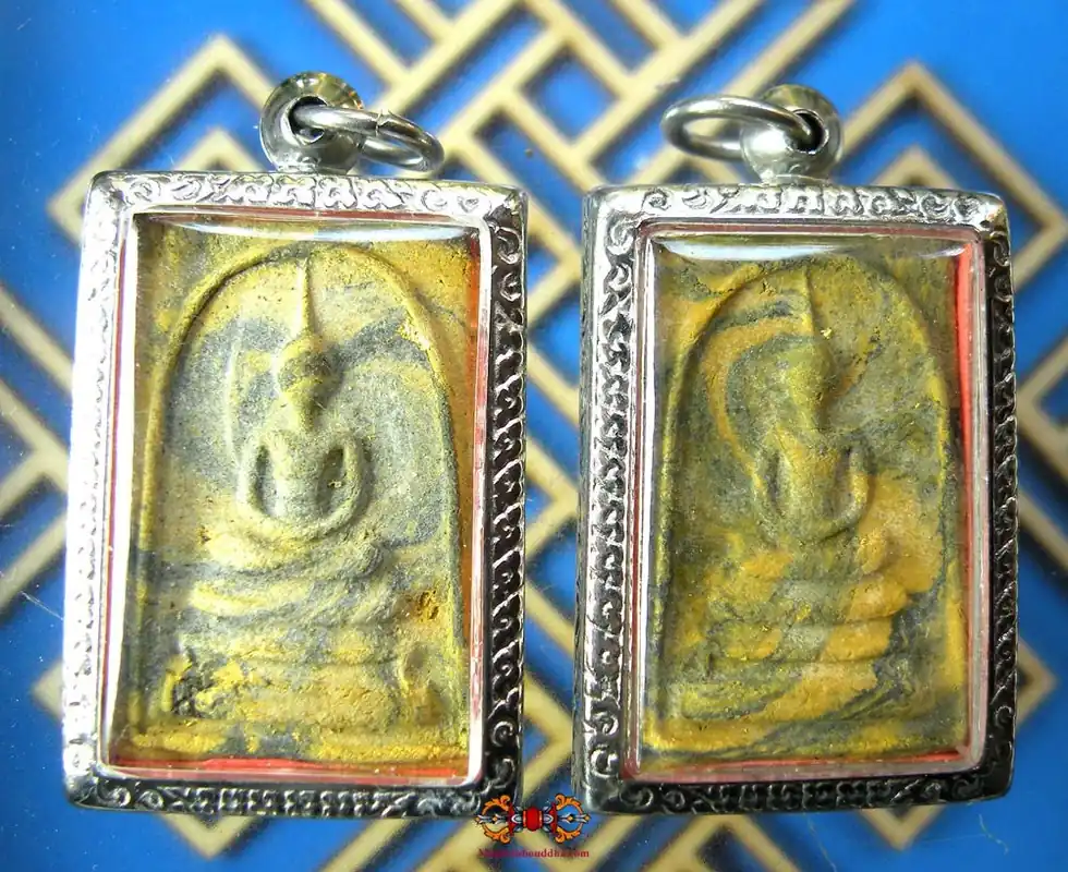 Rare ancient amulets Phra Somdej Lai Seuar Luang - Most Venerable LP Mum.