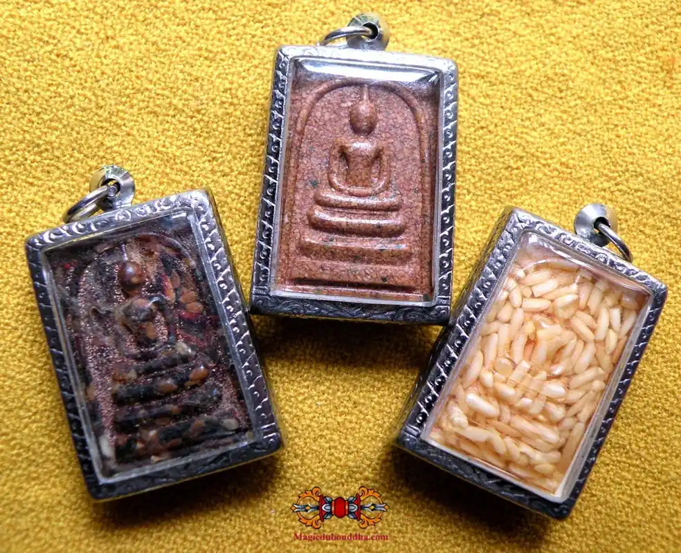 Collection of three Phra Somdej amulets - Wat Rakhang.