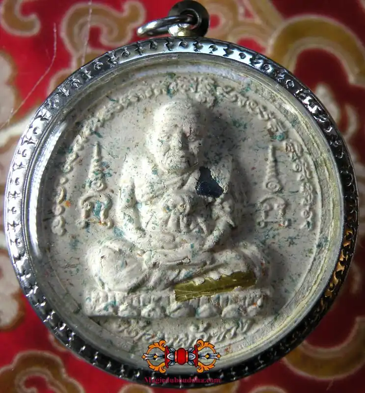 Large amulet of LP Thuat - Wat Phra Mahatat.