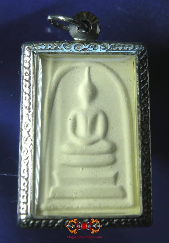 Phra Somdej amulet (1997) - Wat Intharam.