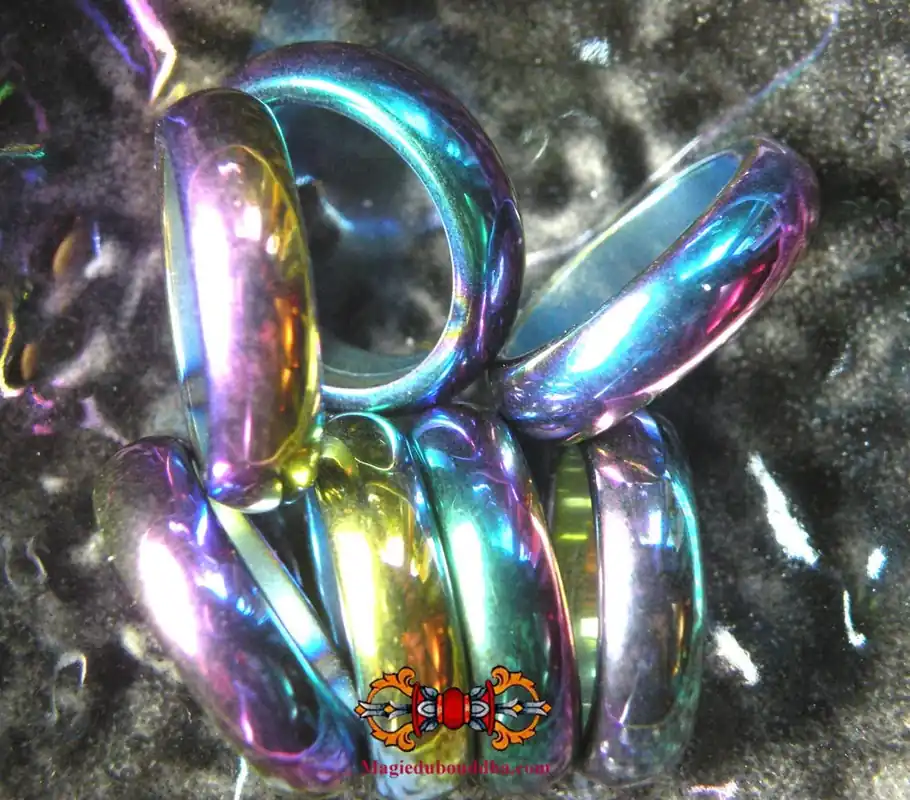 Rainbow Lek Laï Power Ring.