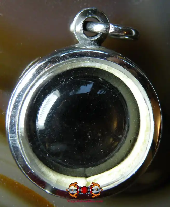 Lek Laï Namrong lozenges (for consecration of Nam Mön holy water) - Very Venerable LP Oun.