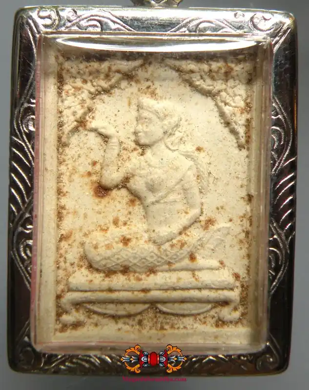 Amulet of the goddess of fortune Mae Nang Kwak - Venerable LP Alongkot.