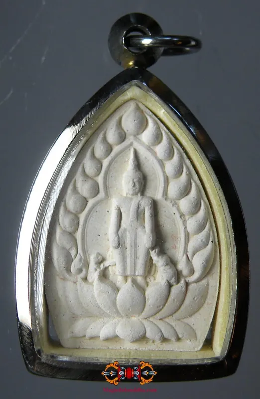 Amulet of Phra Pang Reeraï Buddha - Wat Palilaï.