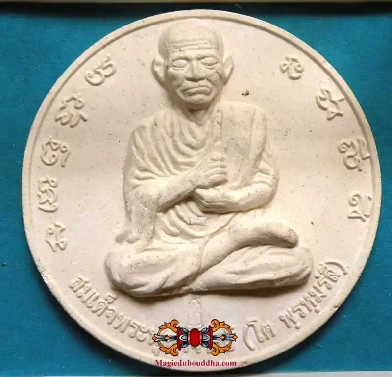 Large votive tablet of the Most Venerable LP Toh of Wat Rakhang.
