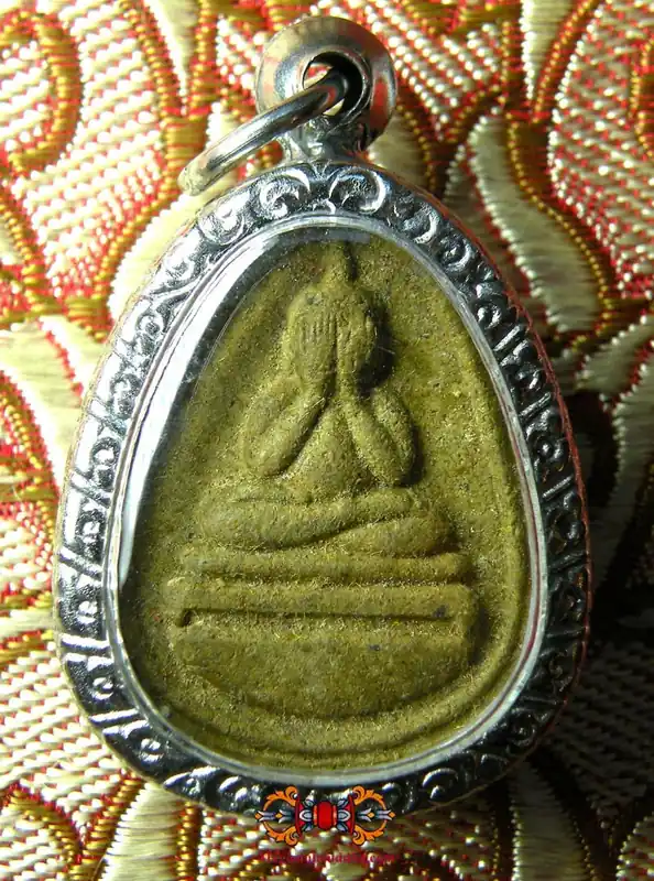 Protective amulet Phra Pidta Mahalap - Venerable LP Khampan Kosapanyo.