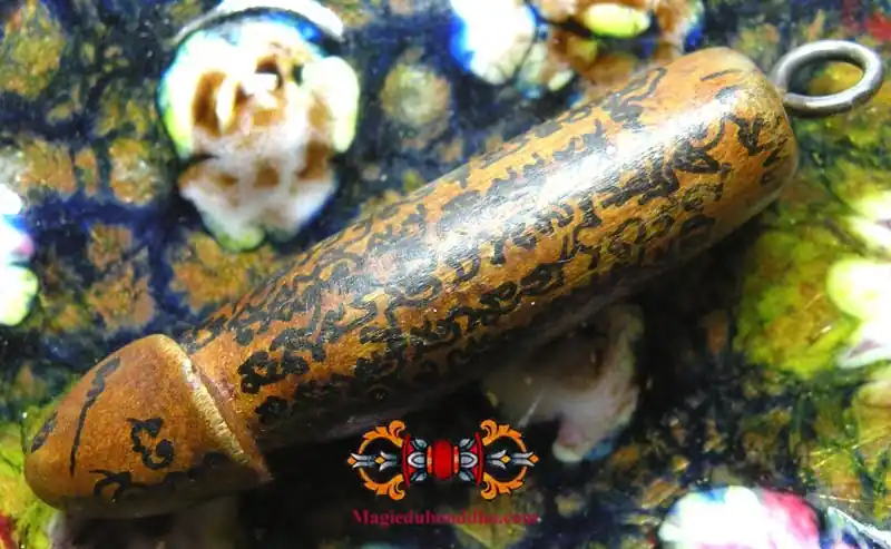 Thai Phallic Amulet Palat Kick - Most Venerable LP Phuead.