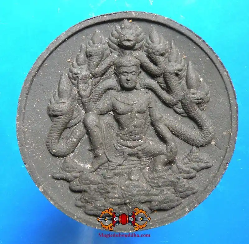 Black amulet of Jatukham Rammathep - Salak Meuang Nakhon Sri Thammarat.