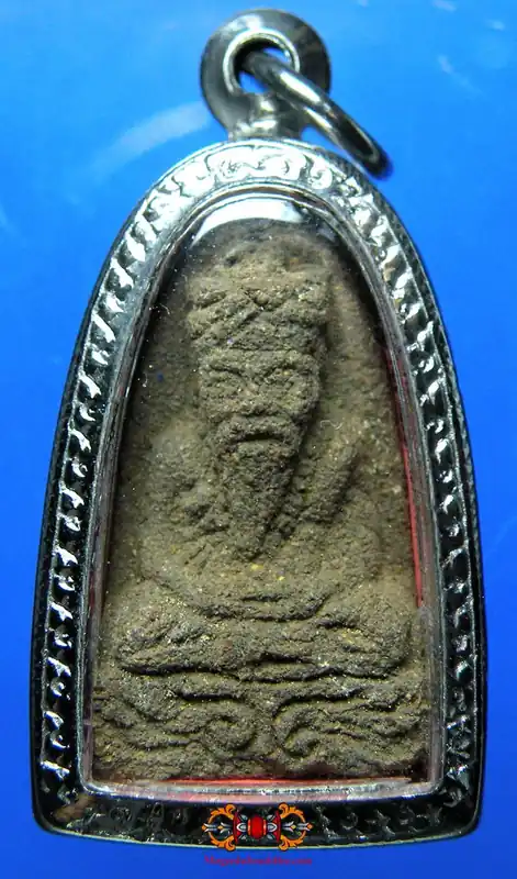 Lersi Amulet of the Most Venerable LP Phromma Kémajaro.