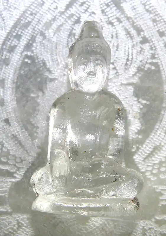 Phra Geow Glass Buddha Amulet - Wat Phra Geow.