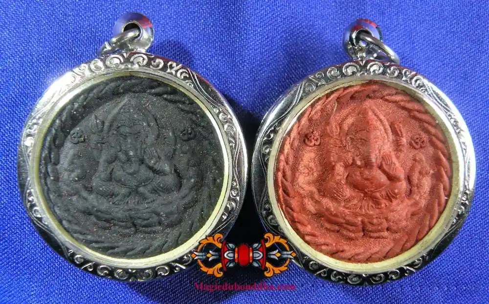 Phra Pikanet and Luang Phor Suk amulets - Wat Pak Klong Makham Tao.