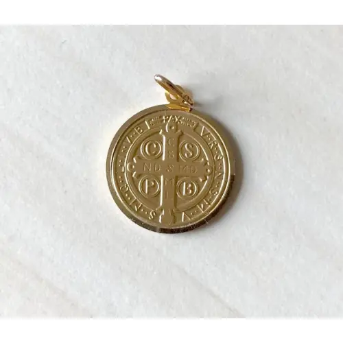 Médaille Saint Benoit en OR