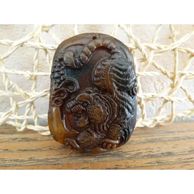 Suspension Pendentif Tigre Bondissant en Jade brun