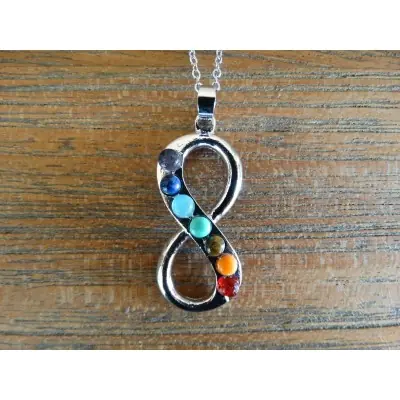 Collier Pendentif 8 de l’Infini des 7 Chakras
