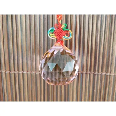 Suspension Cristal à Facettes rose Noeud sans fin 40mm
