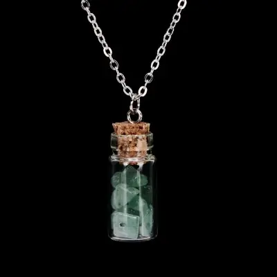 Collier Pendentif Bouteille en Aventurine verte