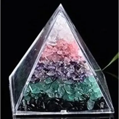 Pyramide Cailloux de Pierres mixtes 60mm