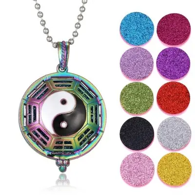 Collier Pendentif Aromathérapie Yin Yang noir et blanc