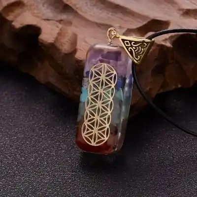 Collier Orgonite Chakras Fleurs de vie Entrelacées