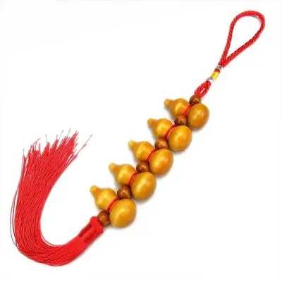 Suspension 5 Gourdes Wu Lou