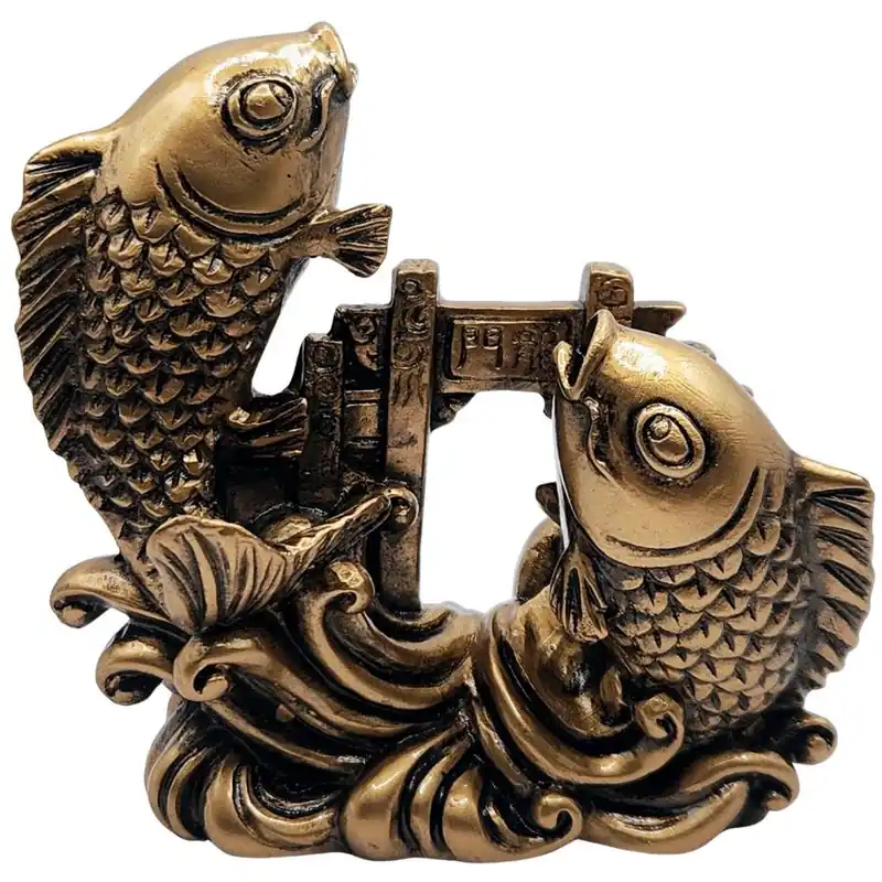 Statue Poissons Carpes passant la Porte du Dragon bronze