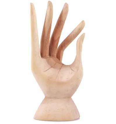 Main de Bouddha / Présentoir à bagues en bois sculpté finition brute